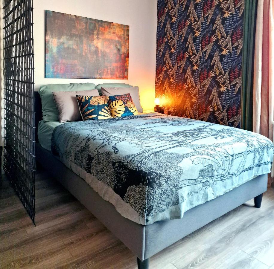 Urban Jungle Studio Apartment Offenbach del Meno Exterior foto