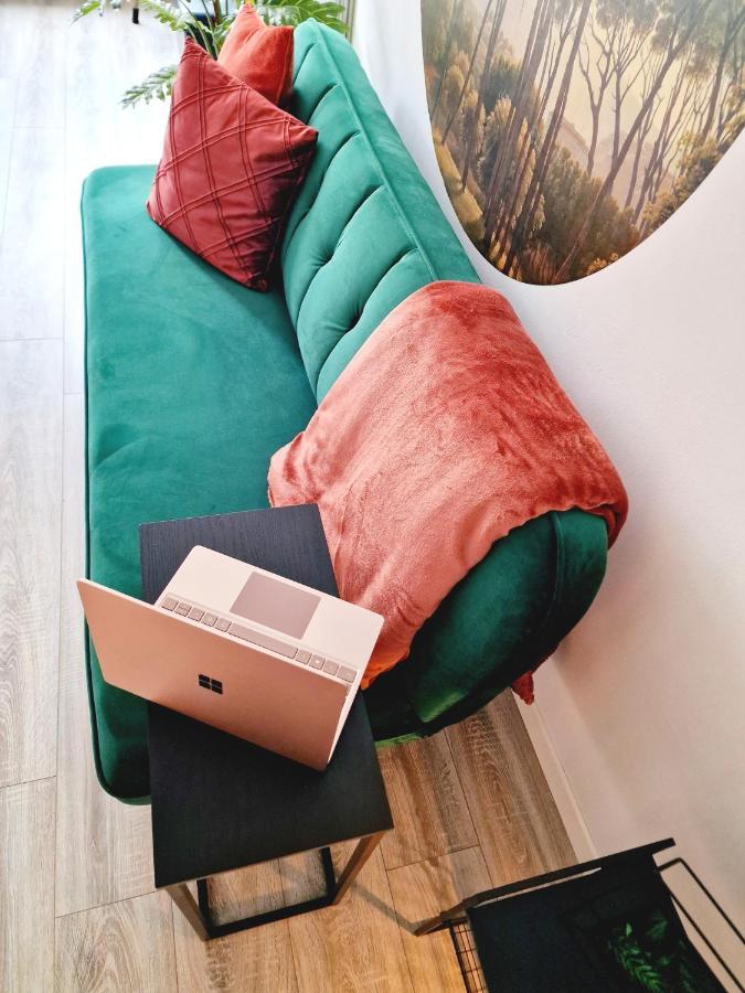 Urban Jungle Studio Apartment Offenbach del Meno Exterior foto